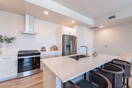 New construction Apartment house 3131 N Central Avenue, Unit 4014, Phoenix, AZ 85012 - photo