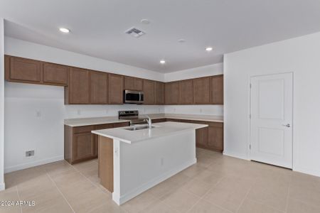 New construction Single-Family house 23410 W Florence Avenue, Buckeye, AZ 85326 - photo 20 20