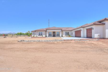 New construction Single-Family house 3219 S 196Th Drive, Buckeye, AZ 85326 - photo 4 4