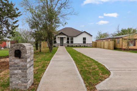 New construction Single-Family house 1032 22Nd Street, Hempstead, TX 77445 - photo