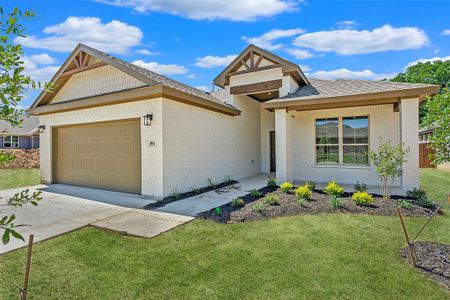 New construction Single-Family house 404 Clark Avenue, Weatherford, TX 76085 - photo 0 0