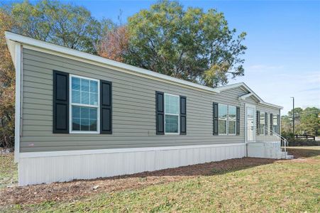 New construction Manufactured Home house 421 Kumquat Drive, Sebastian, FL 32976 - photo 0