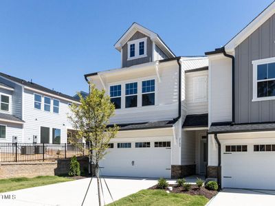 New construction Townhouse house 2109 Royal Amber Court, Unit 19, Durham, NC 27707 The Oakwood- photo 31 31