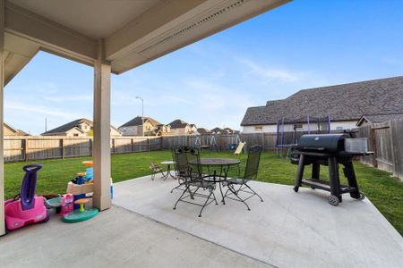 New construction Single-Family house 14154 Little River Drive, Baytown, TX 77523 - photo 30 30