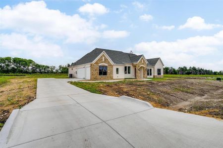 New construction Single-Family house 125 Aiden Drive, Waxahachie, TX 75165 The Avery- photo 2 2