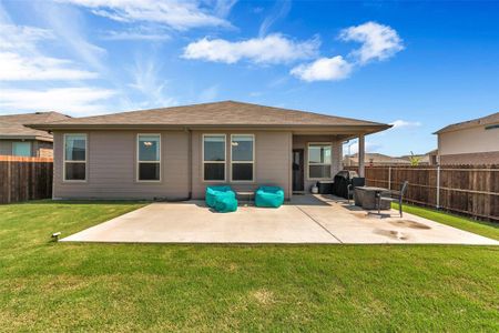 New construction Single-Family house 1160 Kirkham Way, Fort Worth, TX 76247 - photo 29 29