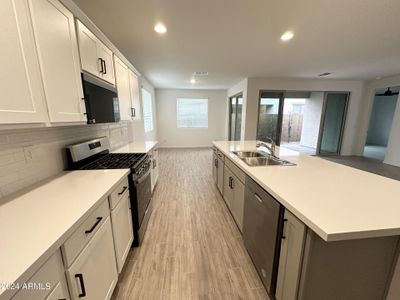 New construction Single-Family house 9354 E Spiral Avenue, Mesa, AZ 85212 - photo 6 6