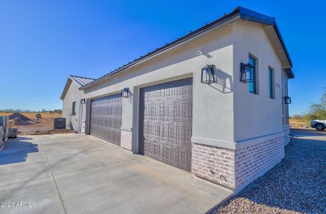 New construction Single-Family house 4221 E Mustang Drive, Eloy, AZ 85131 - photo 23 23