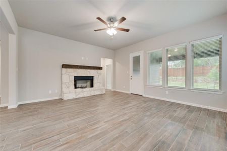 New construction Single-Family house 1313 Hickory Court, Weatherford, TX 76086 San Gabriel II- photo 7 7