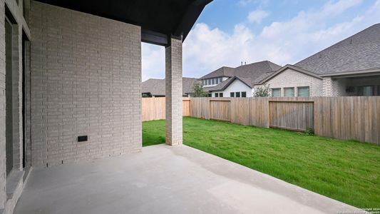New construction Single-Family house 1724 Windward Way, Seguin, TX 78155 Design 3258W- photo 21 21