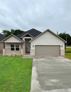 New construction Single-Family house 7817 Ella Young Drive, Fort Worth, TX 76135 - photo 0 0