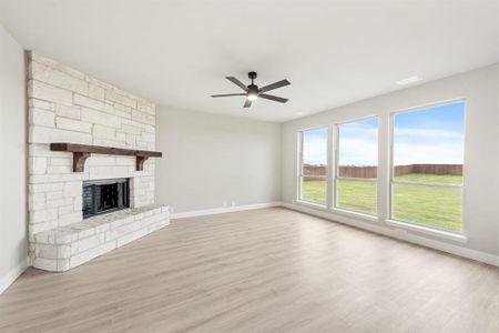 New construction Single-Family house 12728 Ruger Road, Godley, TX 76044 Dewberry III- photo 13 13