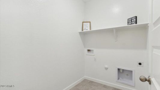 New construction Single-Family house 38205 W Amalfi Avenue, Maricopa, AZ 85138 - photo 26 26