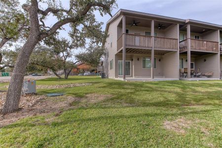 New construction Townhouse house 528 Palmer Dr, Point Venture, TX 78645 - photo 30 30