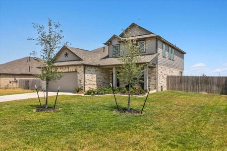 New construction Single-Family house 7319 Hillside Avenue, Mont Belvieu, TX 77523 - photo 1 1