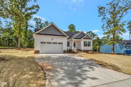 New construction Single-Family house 254 Dry Branch Drive, Kenly, NC 27542 - photo 1 1