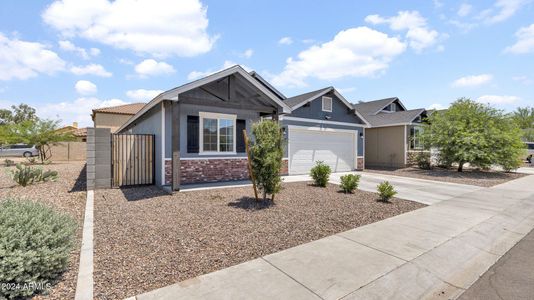 New construction Single-Family house 5915 S 12Th Lane, Phoenix, AZ 85041 - photo 1 1