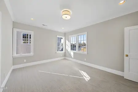 New construction Single-Family house 2643 Marchmont Street, Raleigh, NC 27608 - photo 16 16