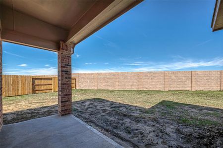 New construction Single-Family house 13104 Villa Sola Drive, Texas City, TX 77568 - photo 26 26