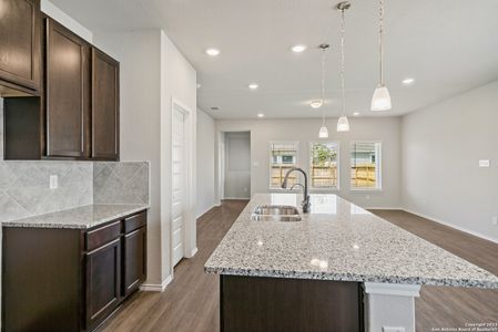 New construction Single-Family house 2655 Greenwell Ln, New Braunfels, TX 78130 The Summit- photo 7 7