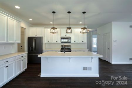 New construction Single-Family house Lot 3 Wilbanks Drive, Unit Brentwood, Charlotte, NC 28278 - photo 7 7