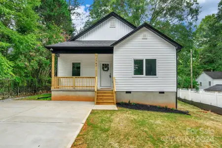 New construction Single-Family house 1707 W Mcfarland Avenue, Gastonia, NC 28052 - photo 0