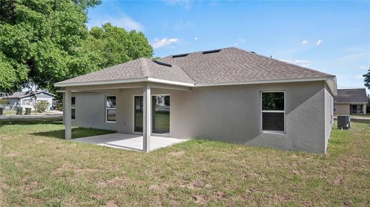 New construction Single-Family house 526 Osceola Boulevard, Umatilla, FL 32784 - photo 15 15