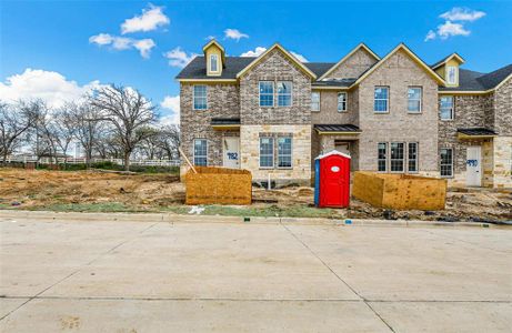 New construction Single-Family house 990 Edgemont Drive, Irving, TX 75216 - photo 0