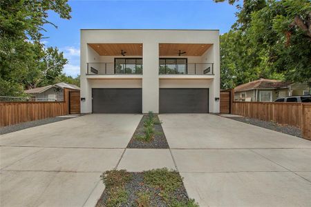 New construction Single-Family house 2304 Hondo, Dallas, TX 75219 - photo 0