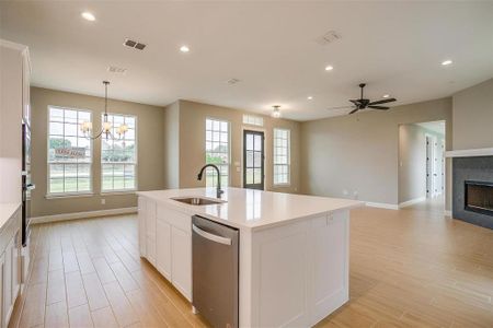 New construction Single-Family house 2316 Builder Road, Crowley, TX 76036 - photo 11 11