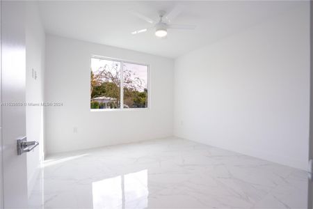 New construction Single-Family house 910 Sw 24 Road, Miami, FL 33129 - photo 18 18