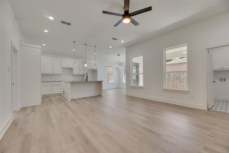 New construction Single-Family house 2555 Ghent Street, Dallas, TX 75215 - photo 4 4
