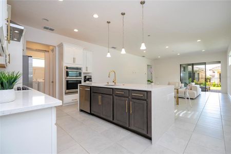 New construction Single-Family house 13484 Padstow Place, Orlando, FL 32832 - photo 15 15