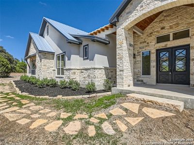 New construction Single-Family house 103 River Mountain Dr, Boerne, TX 78006 - photo 32 32
