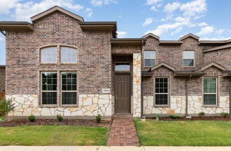 New construction Townhouse house 3060 Solona Circle, Denton, TX 76207 Denton- photo 2 2