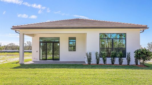 New construction Single-Family house Southeast Ashfield Drive Street Number, Port St. Lucie, FL 34983 - photo 17 17