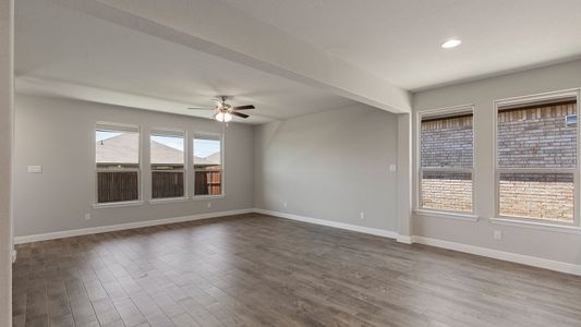 New construction Single-Family house 135 Tanager Drive, Rhome, TX 76078 HOBBS- photo 9 9