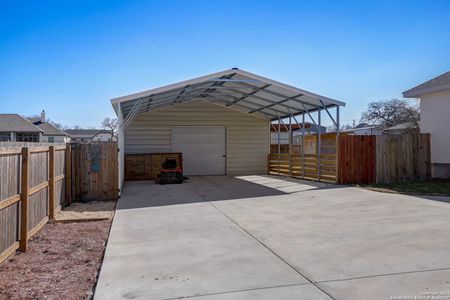 New construction Single-Family house 217 Cibolo Way, La Vernia, TX 78121 - photo 1 1
