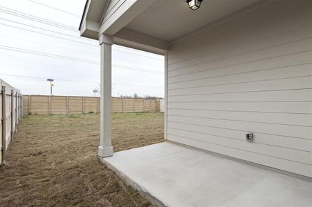 New construction Single-Family house 452 Josey Wales Dr, Jarrell, TX 76537 - photo 26 26