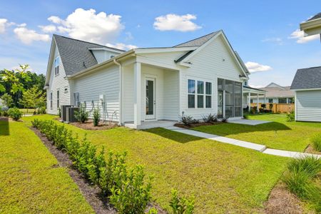 New construction Single-Family house 718 Blueway Avenue, Summerville, SC 29486 Hutchinson (Two-Story)- photo 0