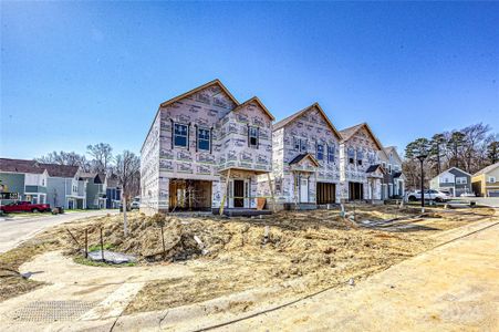 New construction Single-Family house 503 Kingsway Circle, Charlotte, NC 28214 - photo