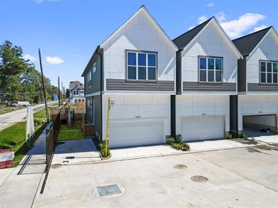 New construction Single-Family house 5622 Azores, Houston, TX 77091 - photo 4 4