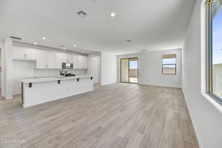 New construction Single-Family house 37550 W San Clemente Street, Maricopa, AZ 85138 - photo 6 6