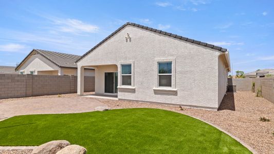 New construction Single-Family house 10335 West Luxton Lane, Tolleson, AZ 85353 - photo 38 38