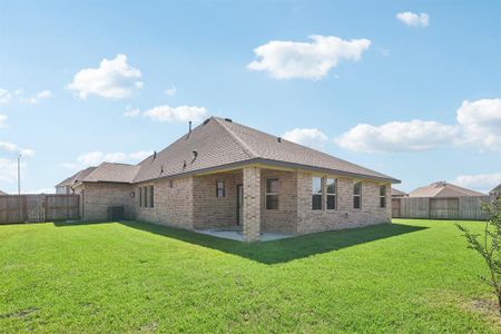 New construction Single-Family house 7410 Oakmont Avenue, Mont Belvieu, TX 77523 - photo 33 33