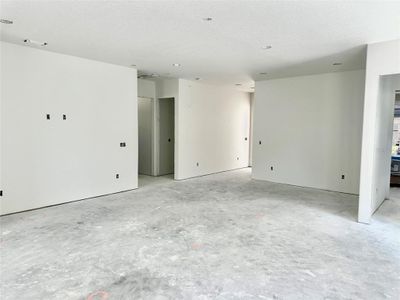 New construction Single-Family house 2506 W South Avenue, Tampa, FL 33614 - photo 1 1
