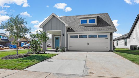 New construction Single-Family house 138 Sandstone Circle, Granbury, TX 76048 - photo 35 35