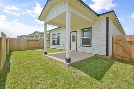 New construction Single-Family house 1232 Cypress Lane, Dayton, TX 77535 The Frio G- photo 30 30