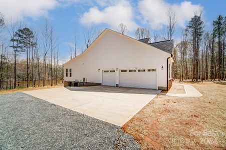 New construction Single-Family house 7565 Sisk-Carter Road, Rockwell, NC 28138 - photo 3 3
