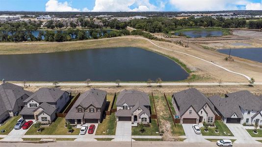New construction Single-Family house 9424 Redstart Lane, Fort Worth, TX 76118 - photo 37 37